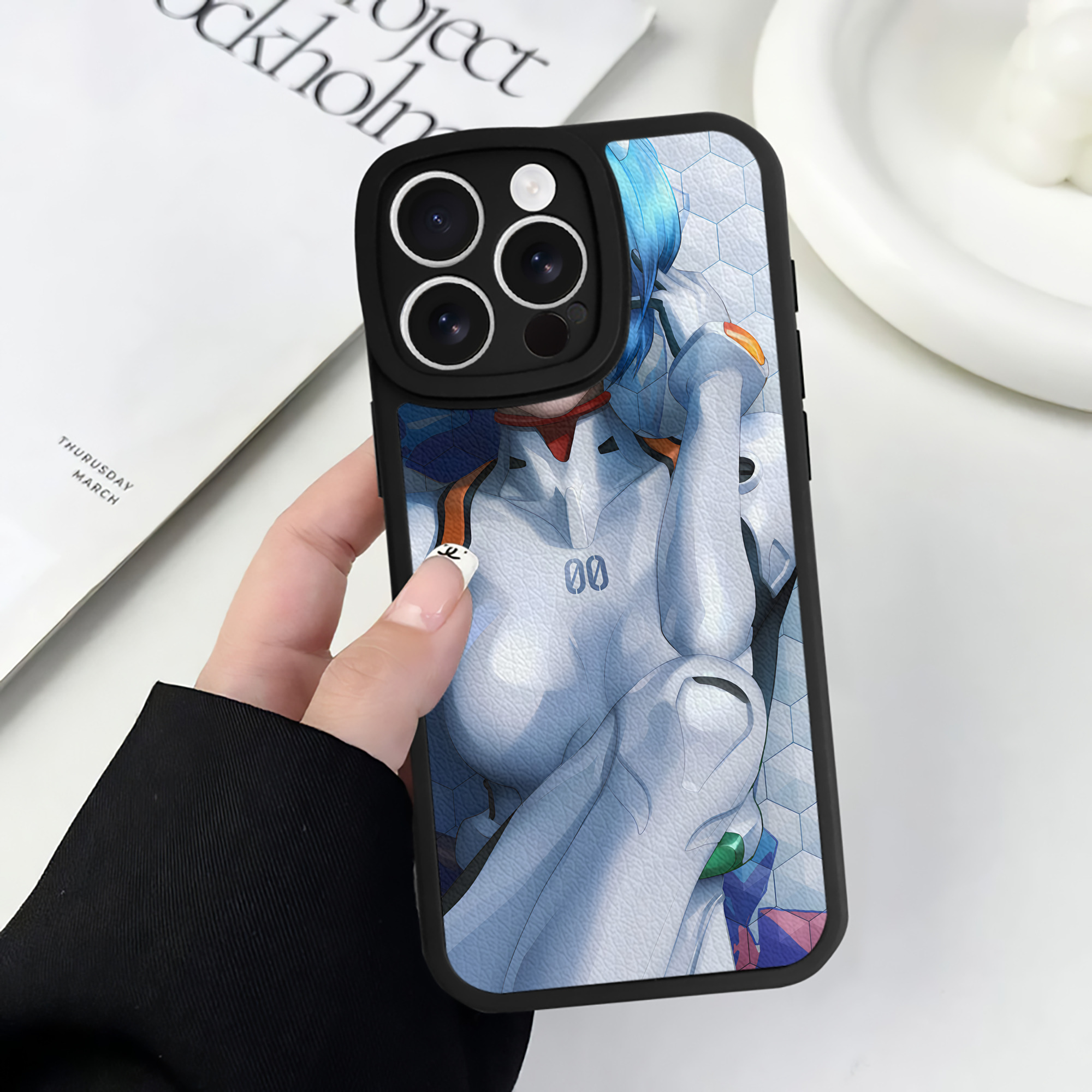 （画像用） EVA 新世紀エヴァンゲリオン 【iPhone 16シリーズ対応】シリコンスマホケース（レザー調） 材質：シリコン